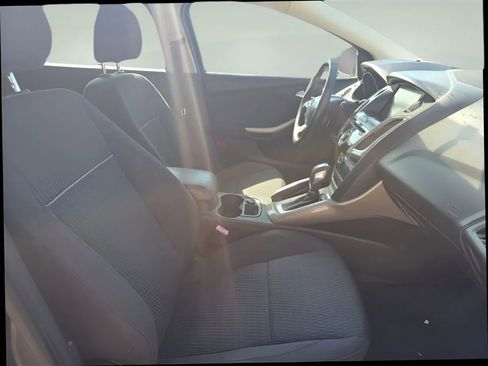 Used 2012 Ford Focus SEL image 19