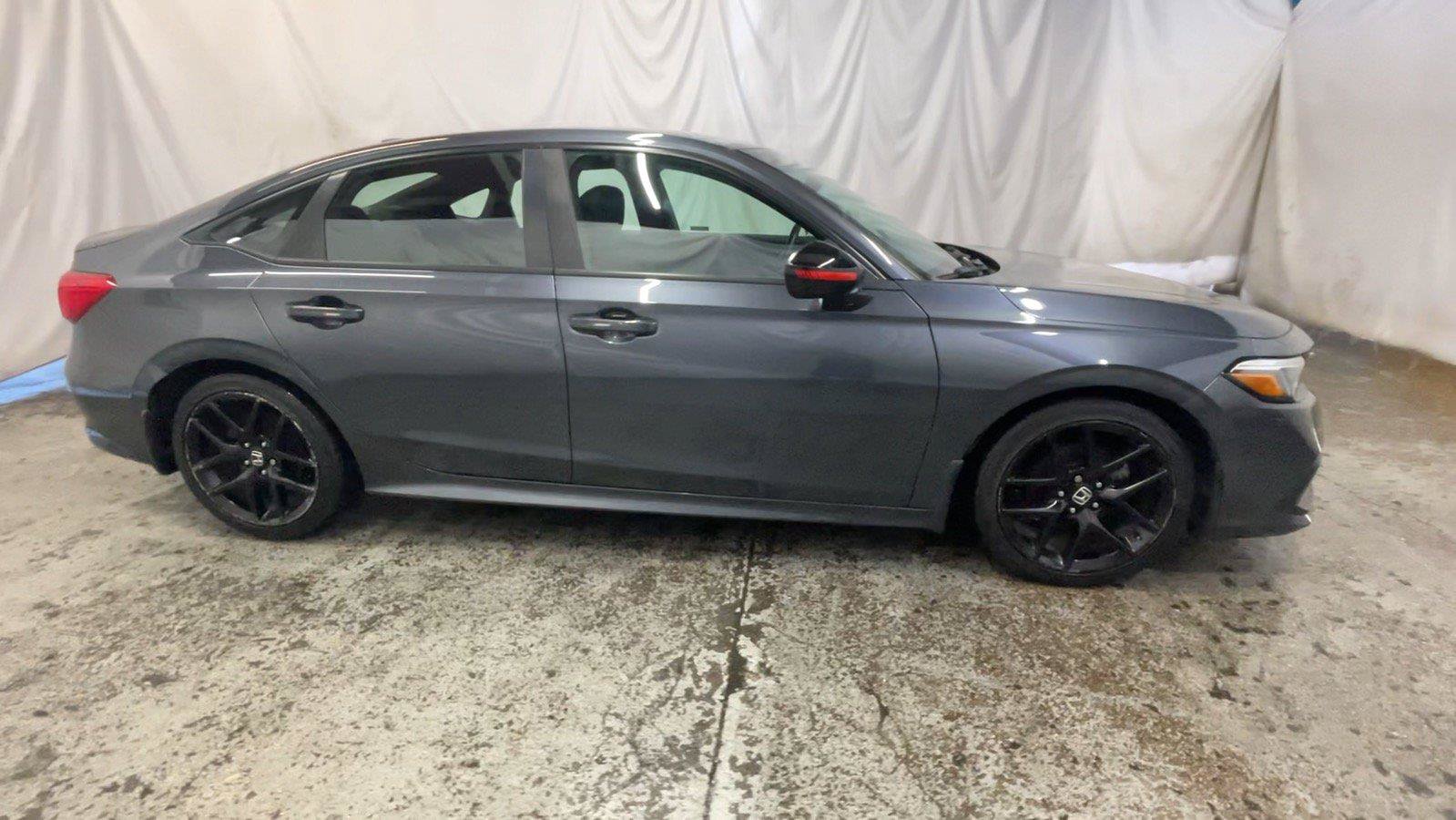 Used 2023 Honda Civic Sport image 5