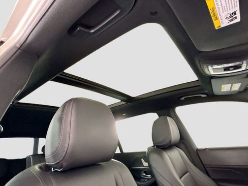 Certified 2023 Mercedes-Benz GLS 450 4MATIC image 19