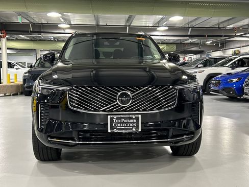 Used 2026 Volvo XC90 B6 Plus w/ Protection Package Premier AWD/4WD image 6