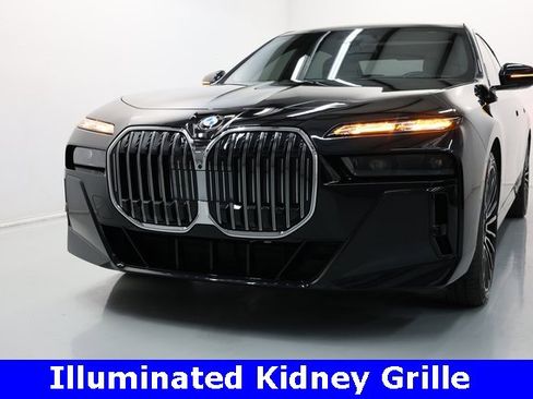 Used 2024 BMW 760i xDrive w/ Executive Package image 51