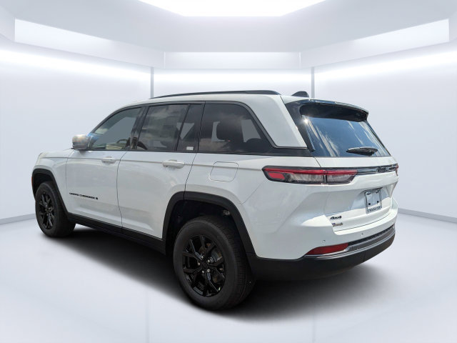 New 2026 Jeep Grand Cherokee Altitude AWD/4WD image 5