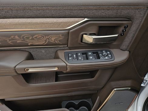 New 2026 RAM 2500 Limited image 17