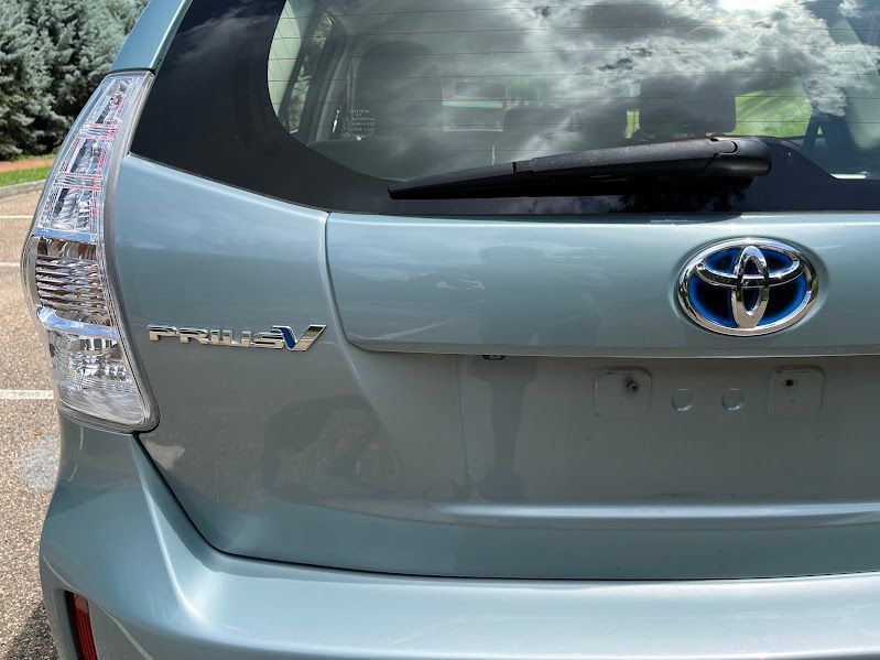 Used 2013 Toyota Prius V Three FWD image 40