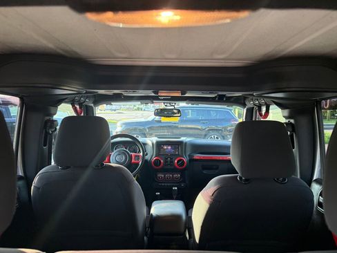 Used 2016 Jeep Wrangler Unlimited Sport w/ Quick Order Package 24S image 31