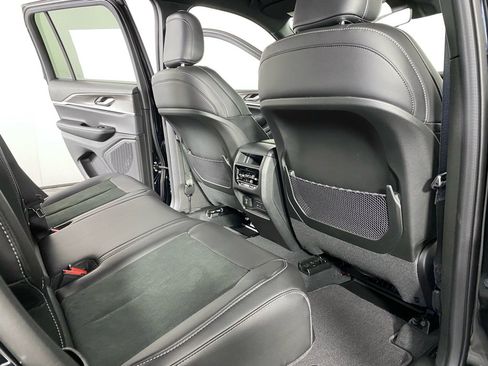 New 2026 Jeep Grand Cherokee Altitude AWD/4WD image 27