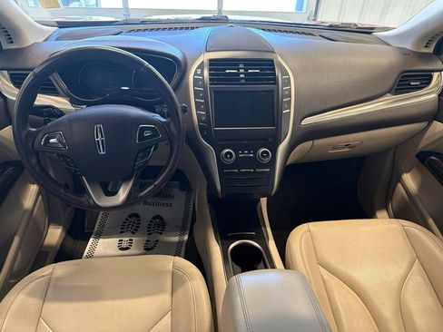 Used 2017 Lincoln MKC Premiere FWD image 19