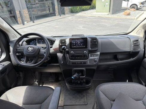 Used 2025 RAM ProMaster 2500 FWD image 11