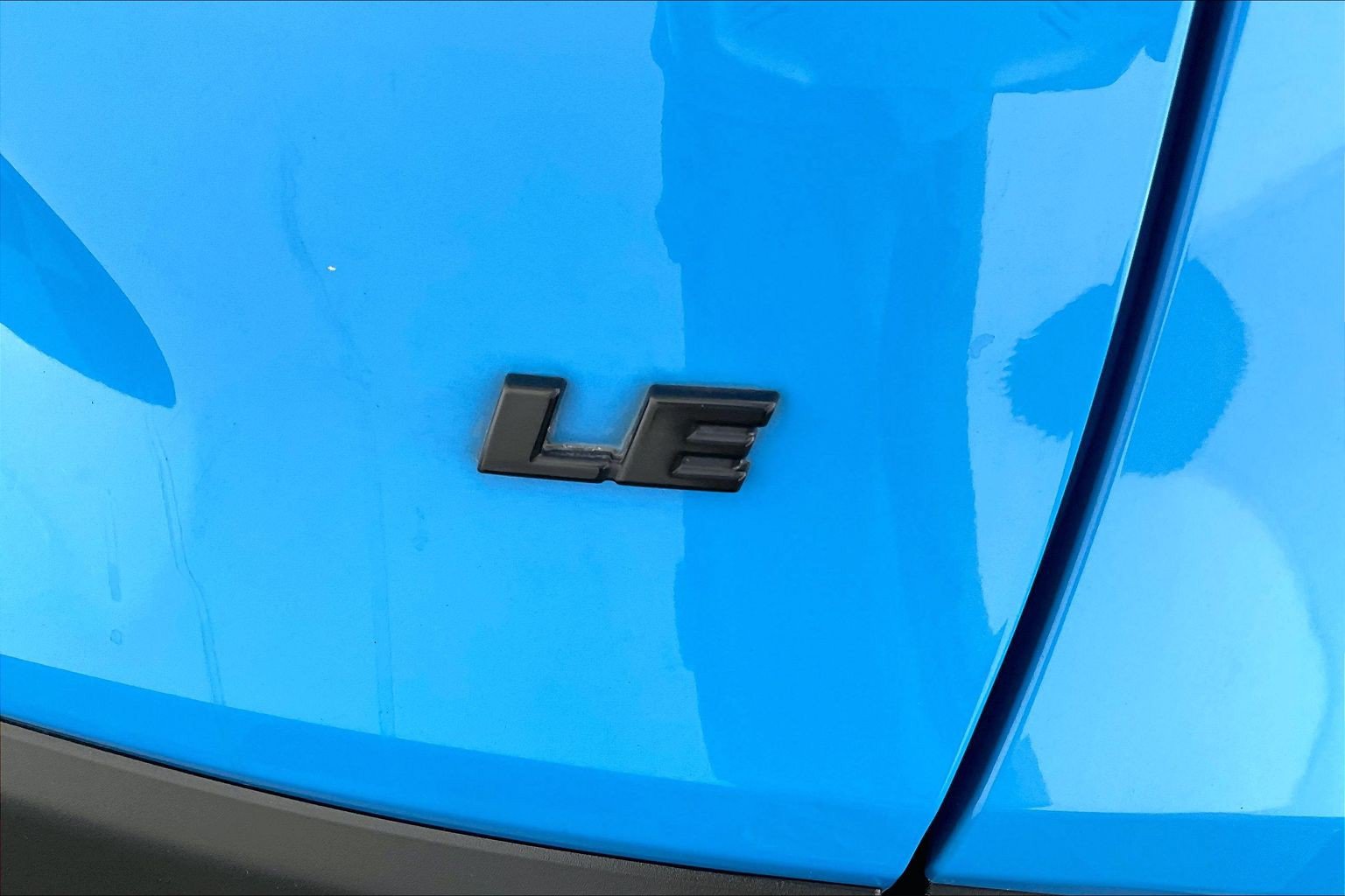 Used 2019 Toyota RAV4 LE w/ All Weather Liner Package FWD image 7