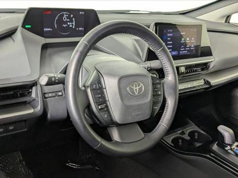 Used 2024 Toyota Prius LE image 19