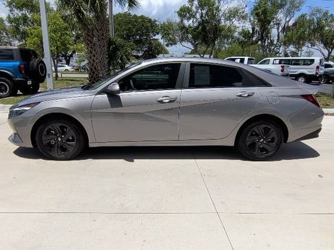 Certified 2023 Hyundai Elantra SEL FWD image 10