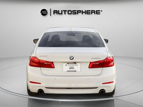 Used 2019 BMW 530e image 8