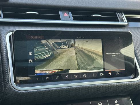 Used 2020 Land Rover Range Rover Velar S AWD/4WD image 23