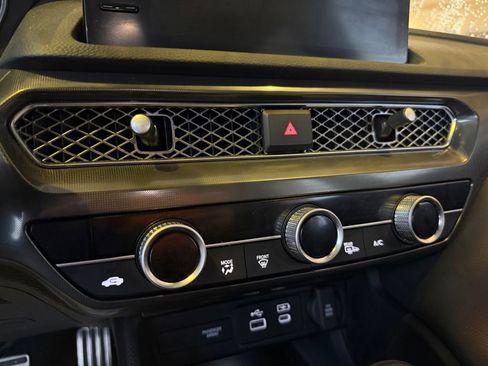 Used 2023 Acura Integra A-Spec image 13