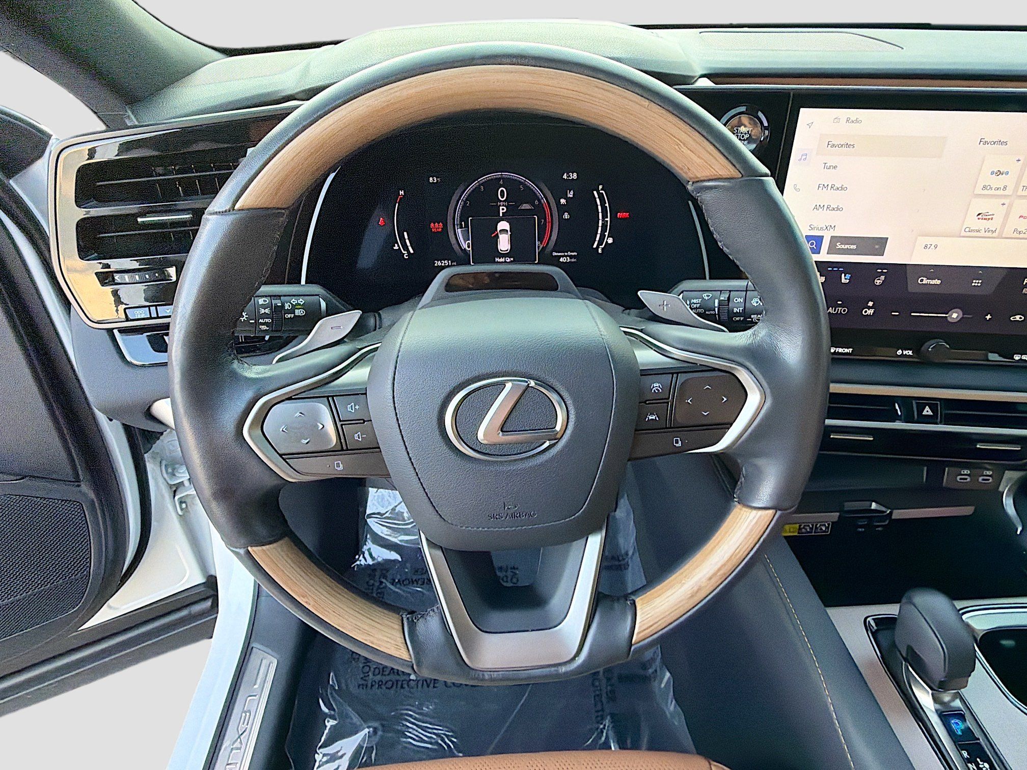 Used 2023 Lexus RX 350 Premium Plus w/ Cold Area Package AWD/4WD image 40