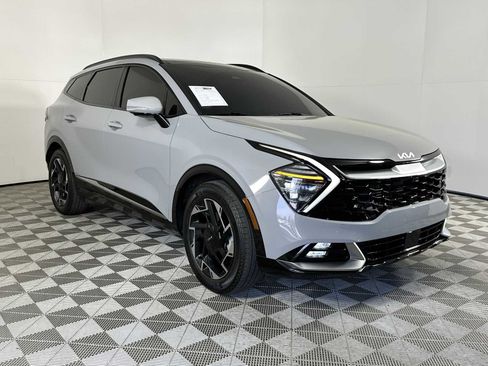 Used 2025 Kia Sportage SX image 1