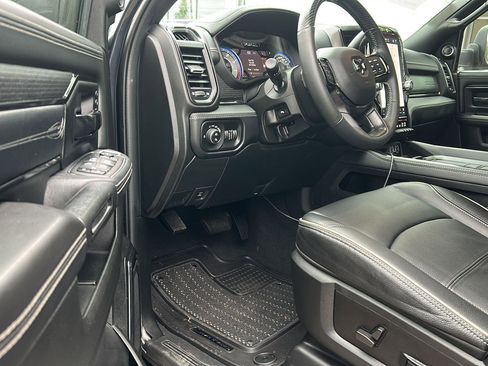 Used 2022 RAM 2500 Limited image 13