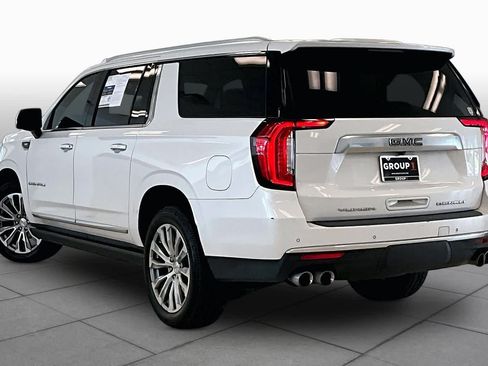 Used 2021 GMC Yukon XL Denali RWD image 11