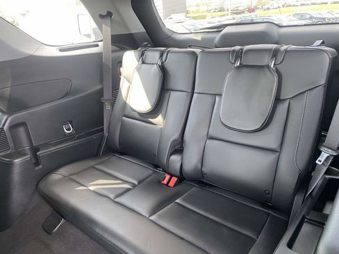 Used 2023 Ford Explorer XLT w/ Equipment Group 202A image 11