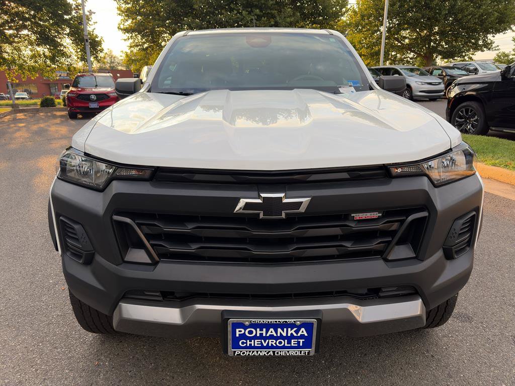 Used 2023 Chevrolet Colorado Trail Boss w/ Advanced Trailering Package AWD/4WD image 2