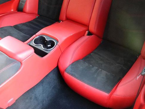 Used 2016 Maserati GranTurismo Sport image 16