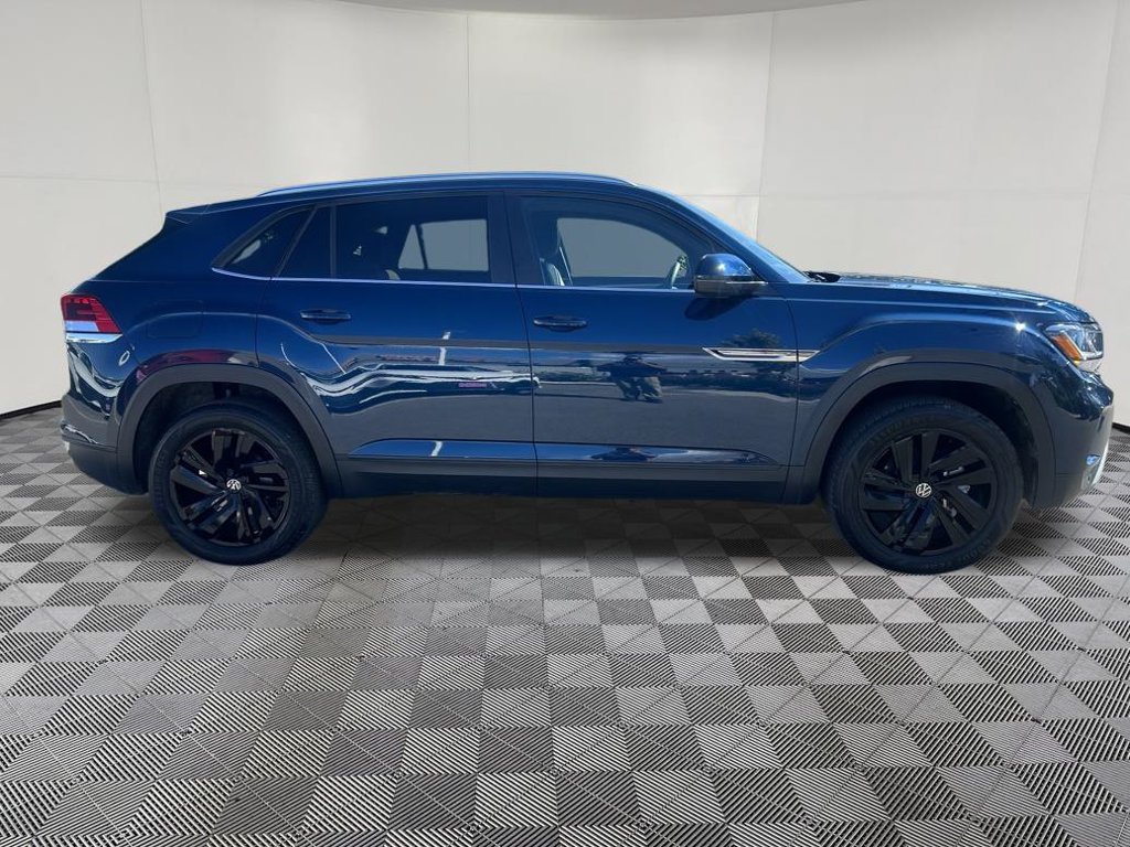 Used 2023 Volkswagen Atlas Cross Sport SE w/ Panoramic Sunroof Package AWD/4WD image 9