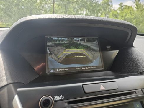 Used 2020 Acura MDX SH-AWD image 18