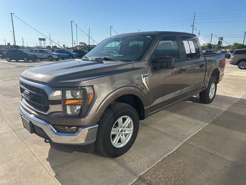 Used 2023 Ford F150 XLT image 28