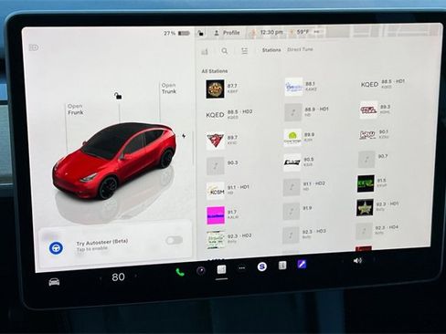 Used 2023 Tesla Model Y Performance image 21