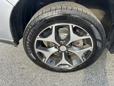 Used 2016 Subaru Forester 2.0XT Premium AWD/4WD image 7
