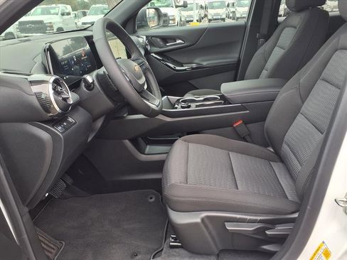 New 2026 Chevrolet Equinox LT image 6