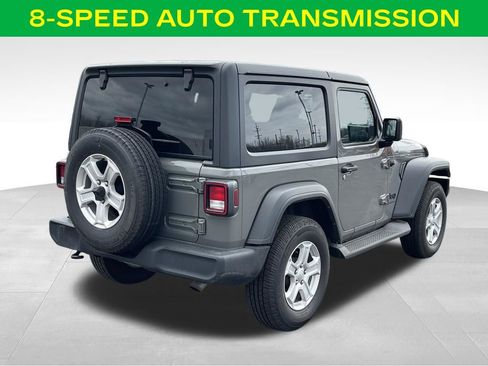 Used 2022 Jeep Wrangler Sport image 9