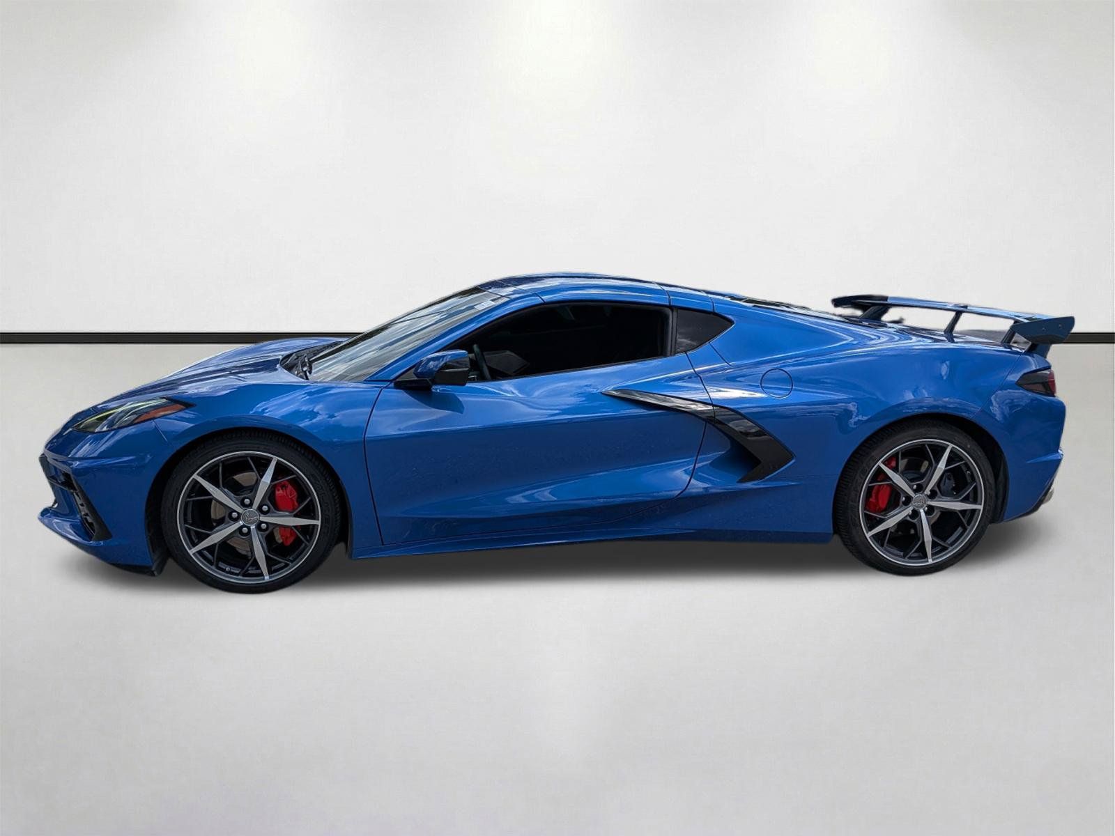 Used 2022 Chevrolet Corvette Stingray Preferred Cpe w/ Battery Protection Package RWD image 7