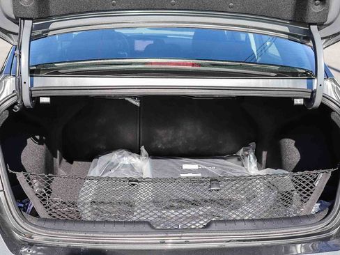 New 2025 Hyundai Elantra SEL image 13