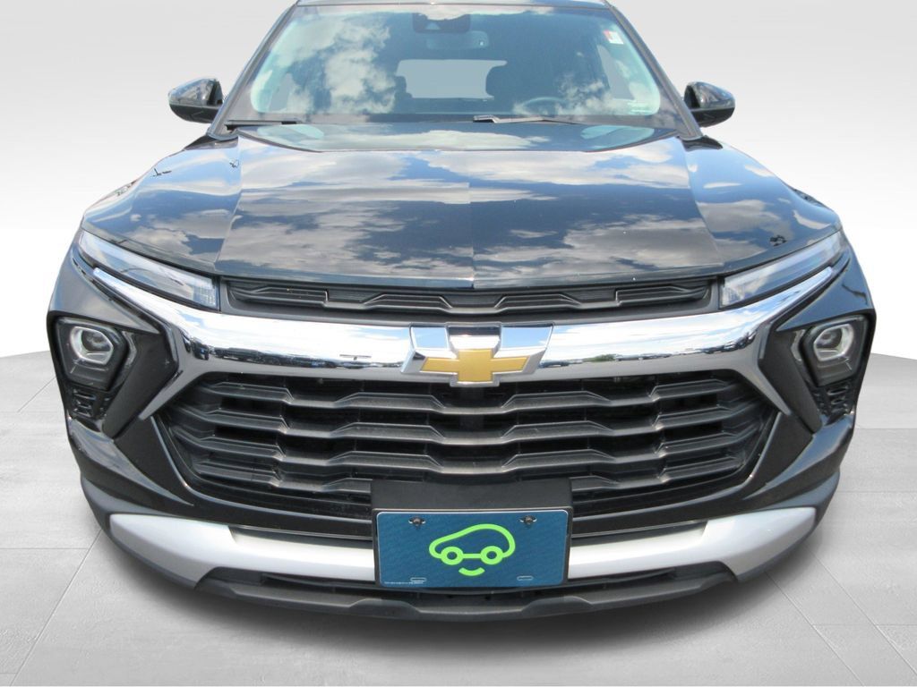 Certified 2024 Chevrolet TrailBlazer LT w/ Convenience Package FWD image 8