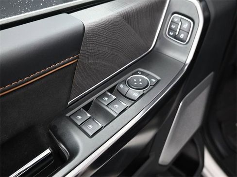 Used 2021 Ford F150 Platinum w/ Equipment Group 701A High image 22