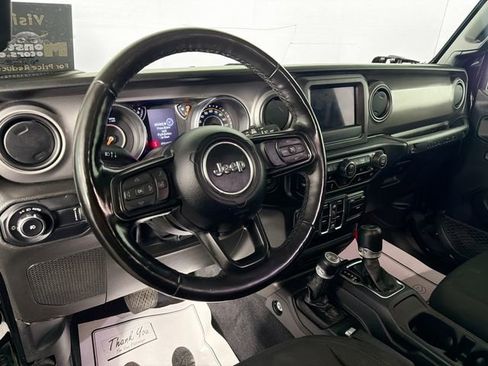 Used 2023 Jeep Wrangler Unlimited Sport AWD/4WD image 9