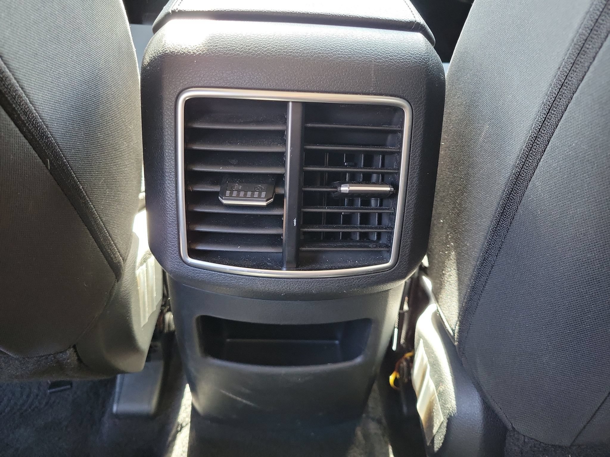 Used 2025 Kia Sportage LX FWD image 22