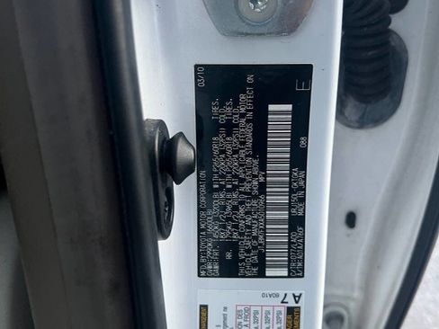 Used 2010 Lexus GX 460 image 27