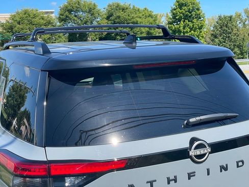 Certified 2023 Nissan Pathfinder Platinum AWD/4WD image 29