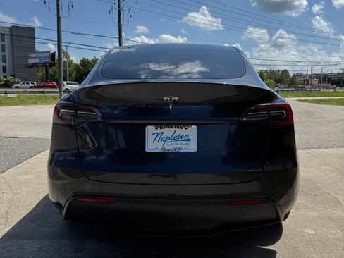 Used 2024 Tesla Model Y Long Range RWD image 13