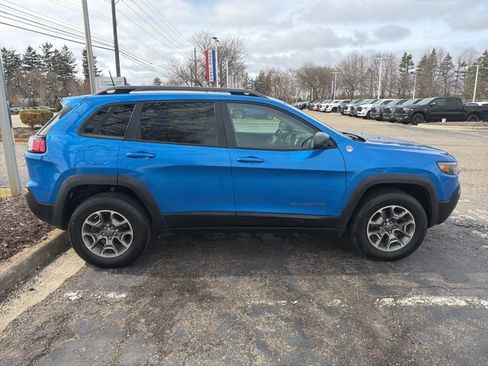 Used 2020 Jeep Cherokee Trailhawk w/ Comfort/Convenience Group image 6