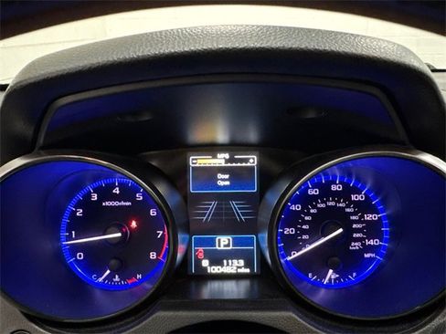 Used 2017 Subaru Outback 2.5i Limited image 11