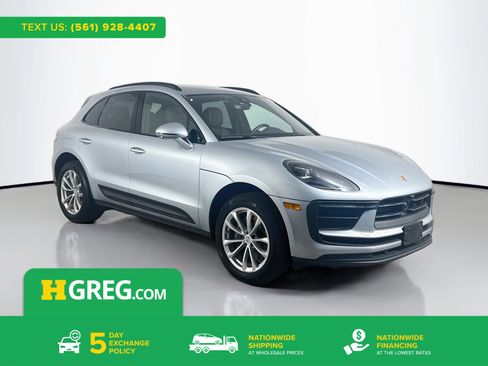 Used 2023 Porsche Macan w/ Premium Package Plus AWD/4WD image 1