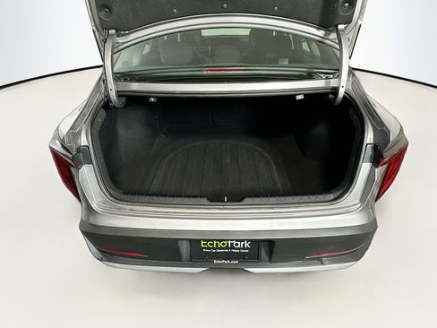 Used 2025 Kia K4 LXS image 28