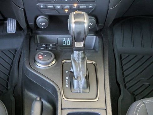 Used 2023 Ford Ranger XLT w/ Equipment Group 301A Mid image 17