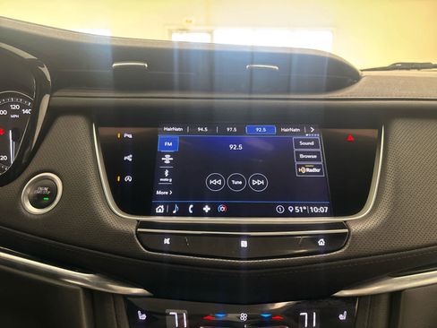 Used 2020 Cadillac XT5 Premium Luxury image 35