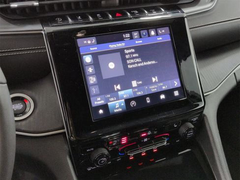 Certified 2023 Jeep Grand Cherokee Altitude image 27