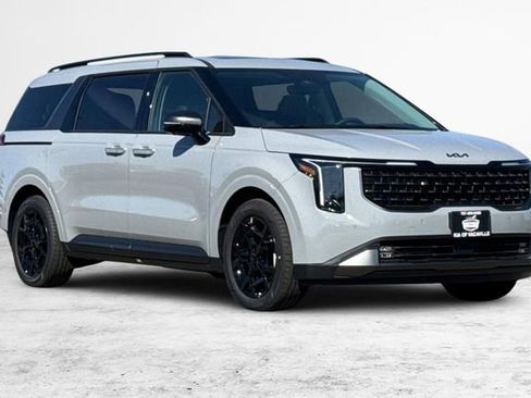 New 2026 Kia Carnival SX Prestige FWD image 2