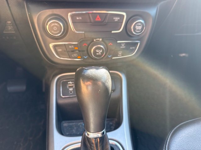 Used 2021 Jeep Compass Latitude FWD image 9